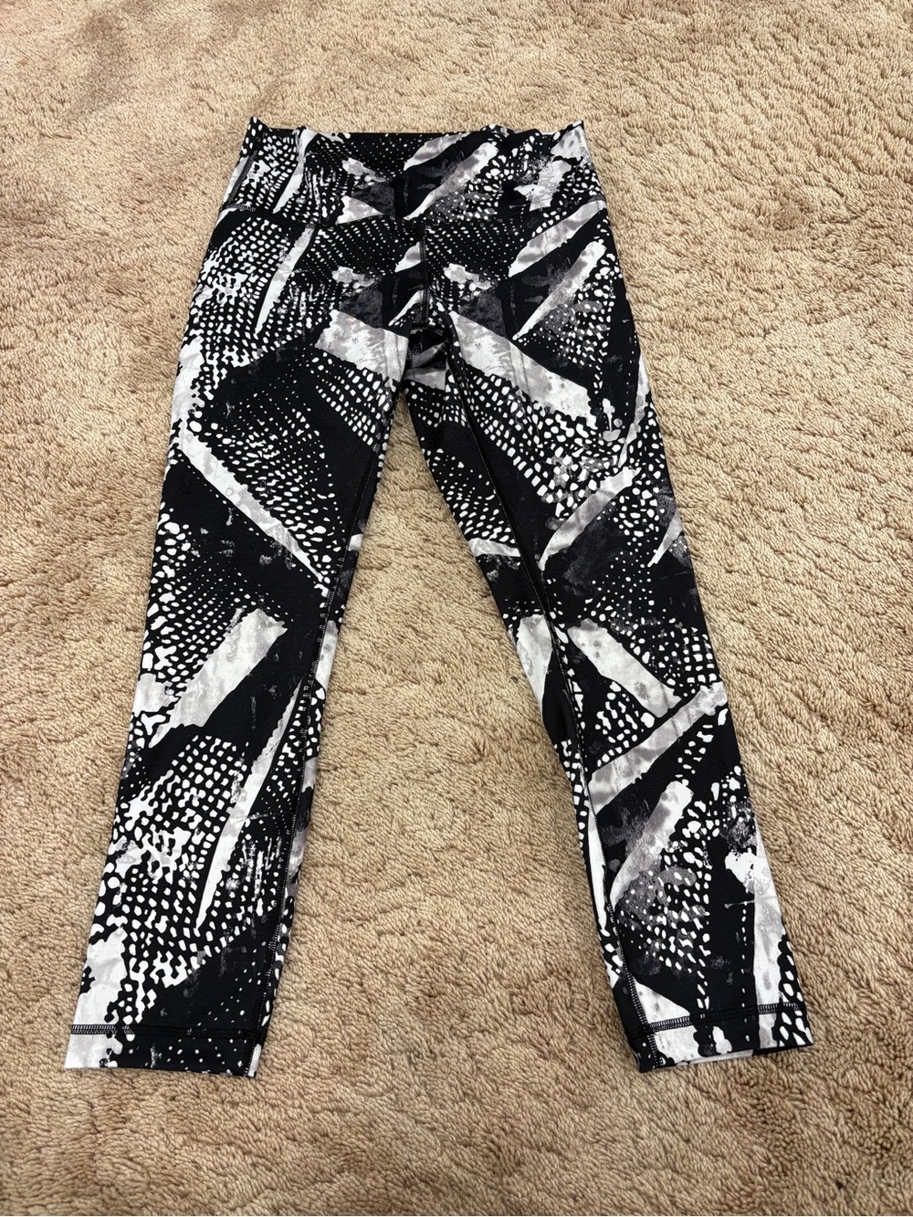 Lululemon High Times Wunder Under Black White Static Mist Leggings 10 Full Luon